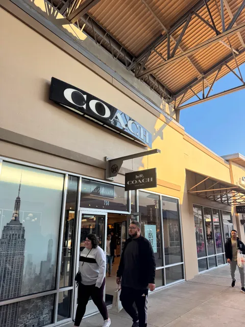 COACH Outlet