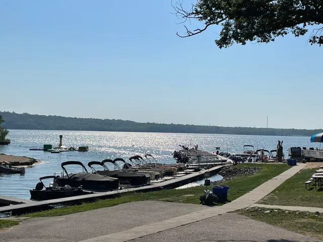 Holiday Shores WaterSports