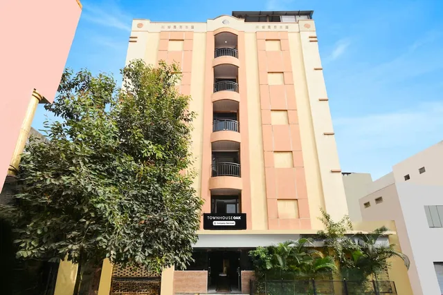 Super Townhouse OAK Secunderabad Railway Station formerly Hotel Brahma