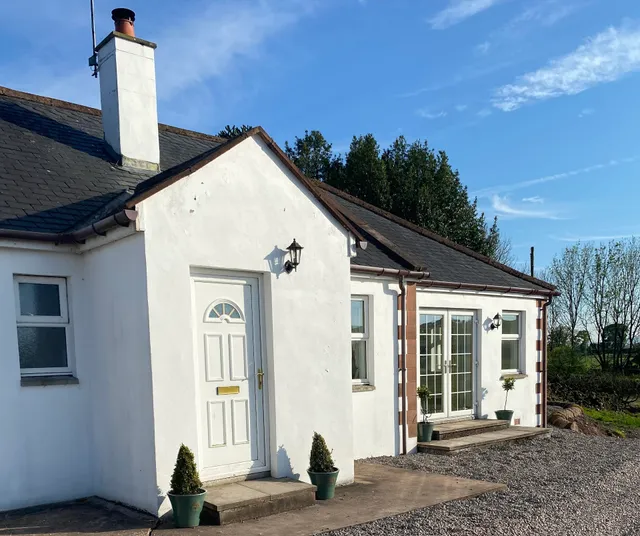 Curlew Cottage, New Bungalow Dinwoodie