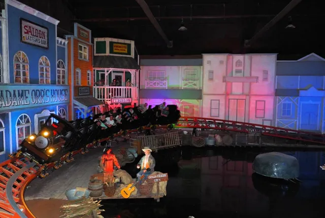 Miniwah & Das Geheimnis von Gold Creek City