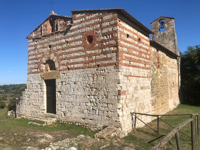 Pieve dei SS Ippolito e Cassiano di Conéo