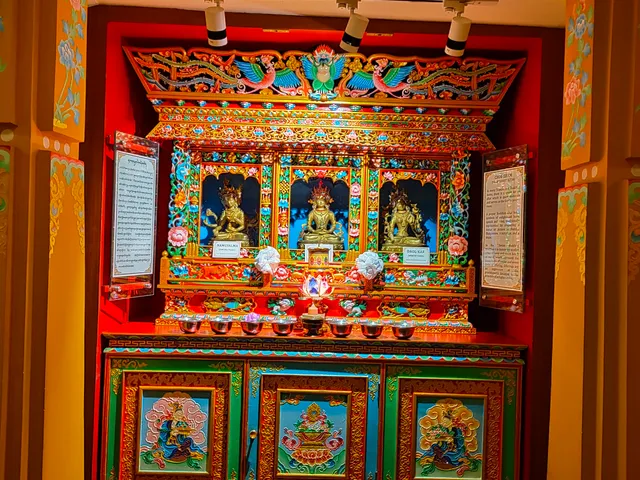 Himalayan Tibet Museum