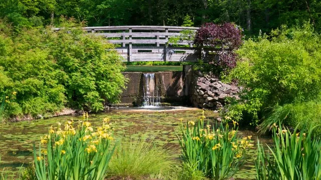 Leonard J Buck Garden Visitor Center