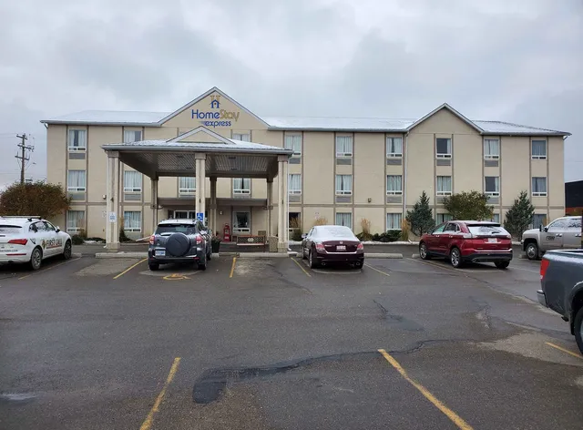 Super 8 by Wyndham Airdrie AB