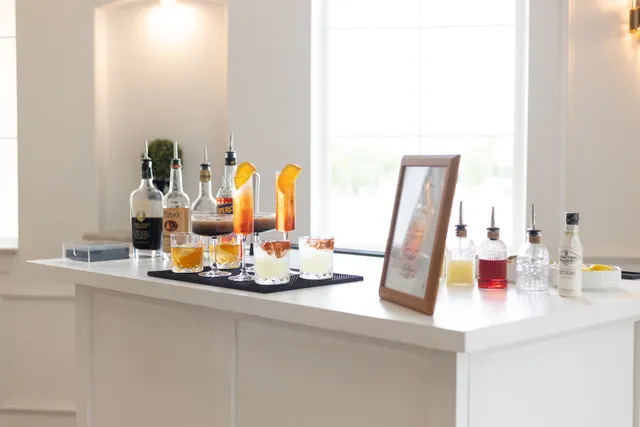 Chillin' Cocktail Events & Rentals