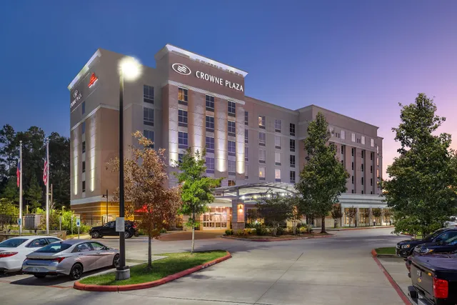 Crowne Plaza Shenandoah - Woodlands Area by IHG