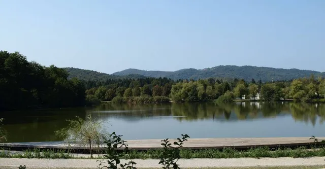 Koseze Pond