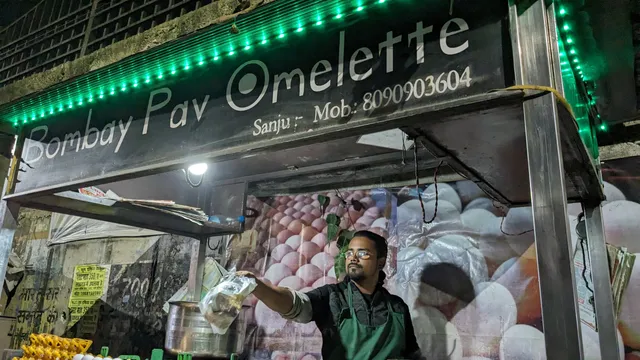 Bombay Pav Omelette