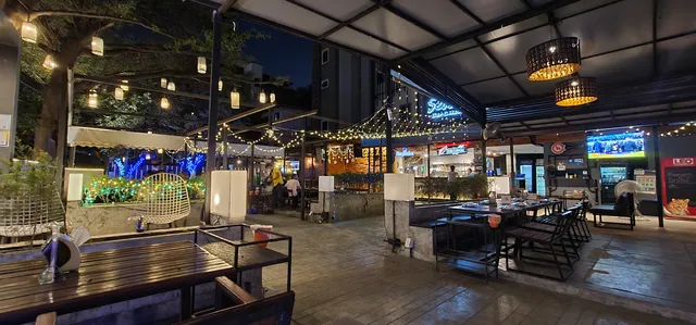 Seasoning Bar & Restaurant