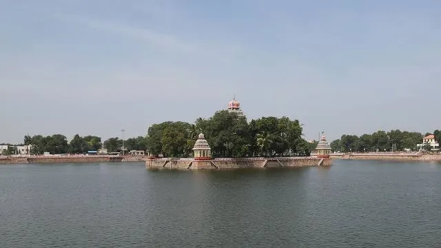 Vandiyur Lake