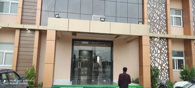 Royal Mansion Lawns & Resort