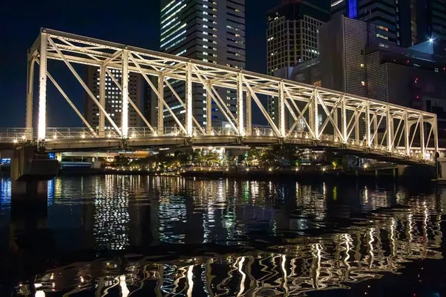 Tennōzu Isle Waterfront Plaza