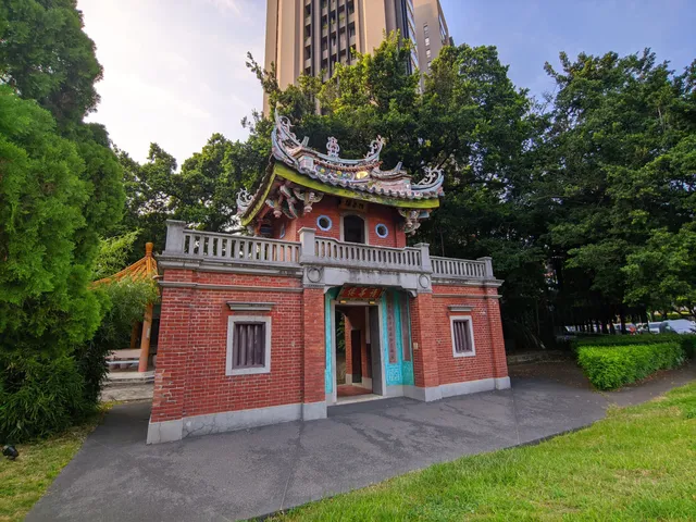 Jishan Gatehouse