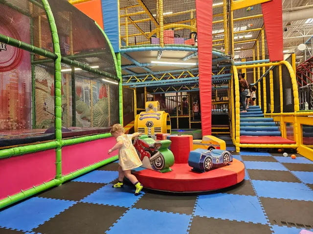 UPTOWN JUNGLE FUN PARK | Avondale