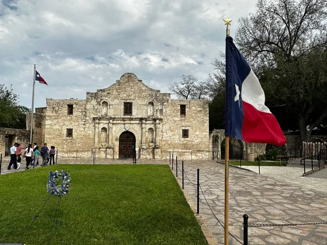 Old Mission San Antonio de Valero