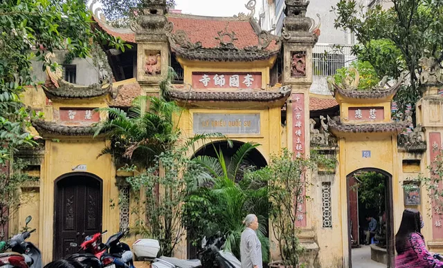 Ly Trieu Quoc Su Pagoda