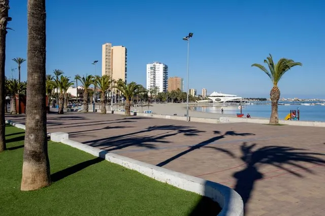 Playa de Santiago de La Ribera