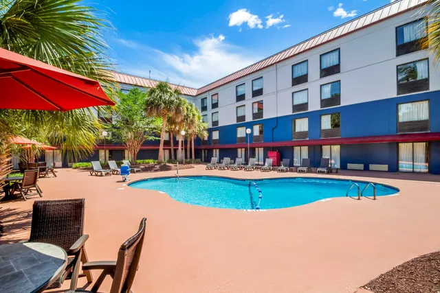 Red Roof Inn Myrtle Beach Hotel - Market Commons