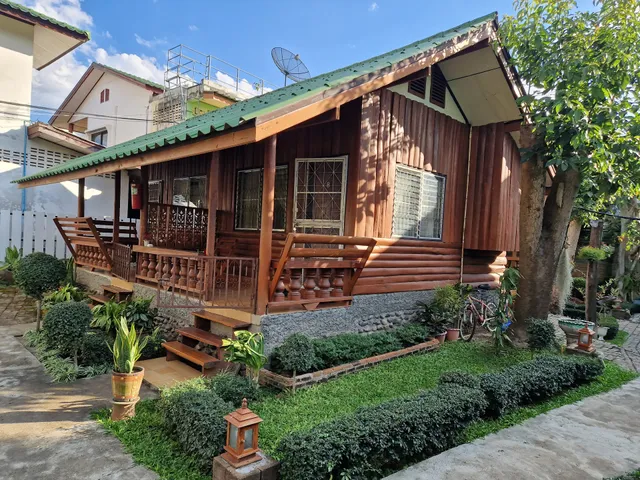 Pravee's House Resort