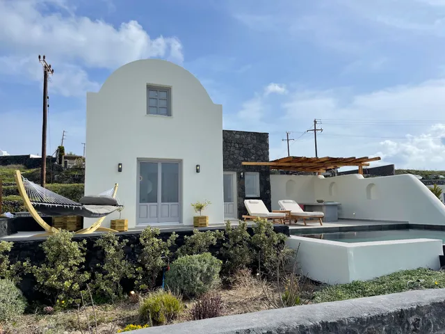 Saint John Oia - Private Hideaway Heated Pool Villas