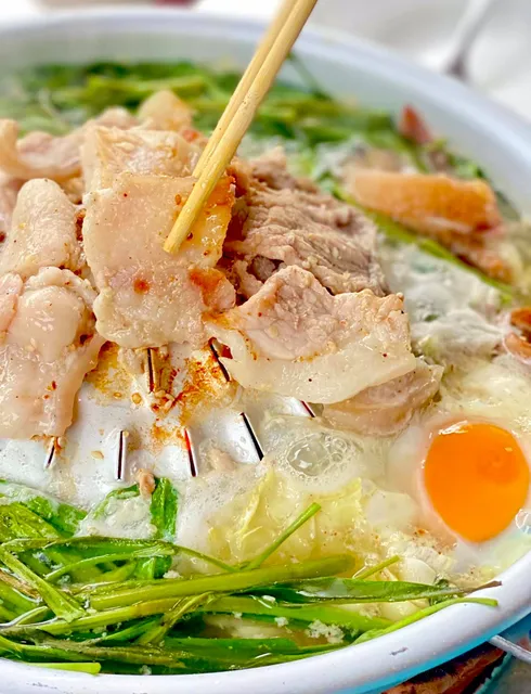 แม่จันทร์เนื้อย่าง