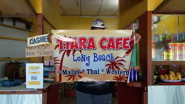 Tiara Cafe