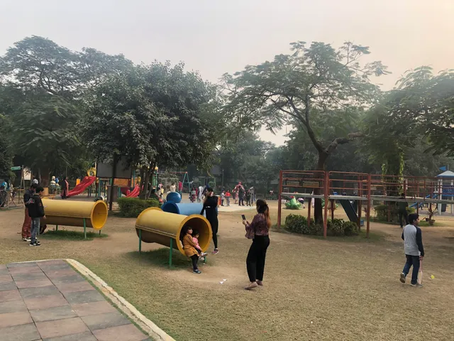 Nandan Park (MCD) Greater Kailash I