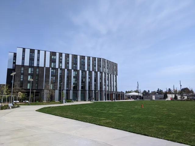 Gateway Discovery Park