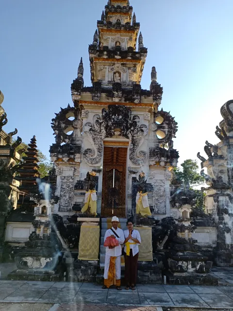 Pura Batu Medawu ᬧᬸᬭ ᬩᬢᬸ ᬫᭂᬤᬯᬸ