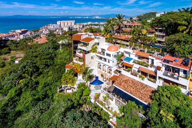 Casa Cupula Boutique LGBT Hotel