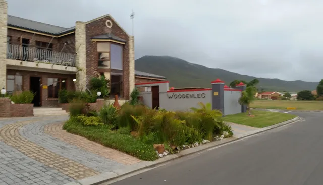 The Woodenleg Guesthouse & Spa