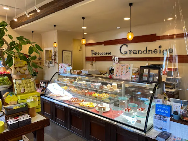 グランネージュ洋菓子店