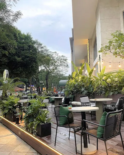 GreenArch Cafe & Bistro