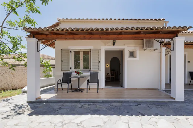 Santos Apartments & Studios