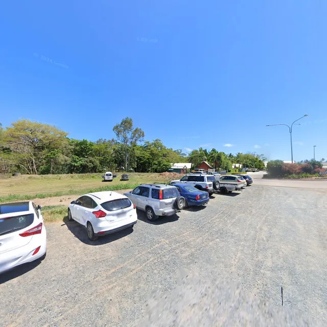 Magnums private car parking