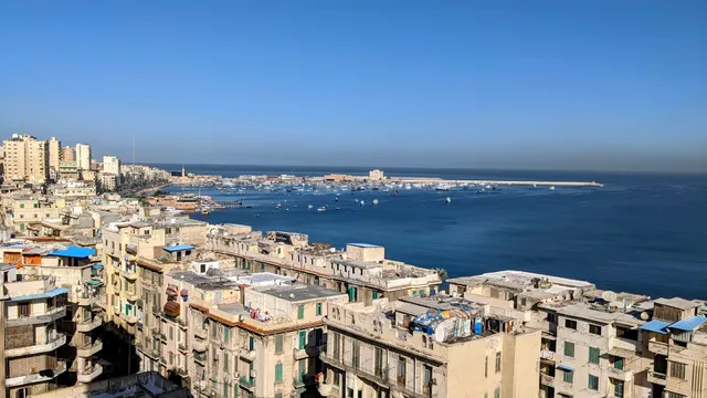 sea view apt in the heart of Alex (3)