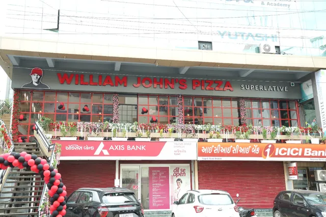 William John's Pizza Superlative