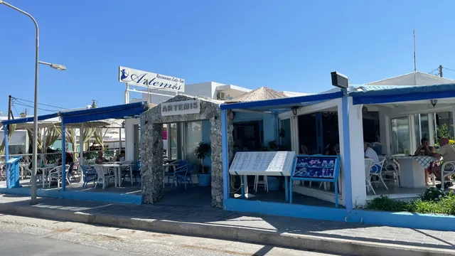 Artemis Beach Bar & Restaurant