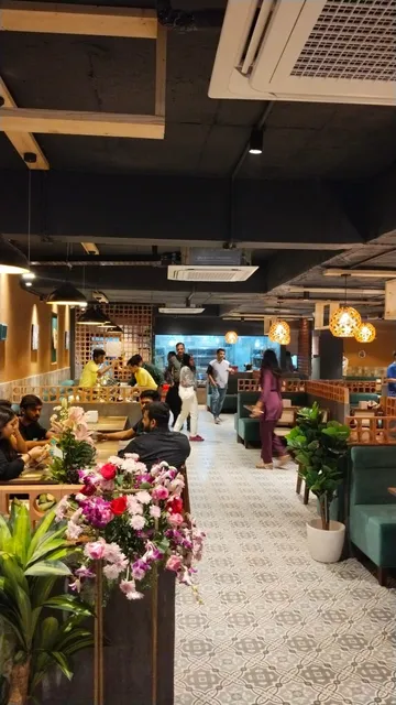 Kake Di Hatti Brigade Road