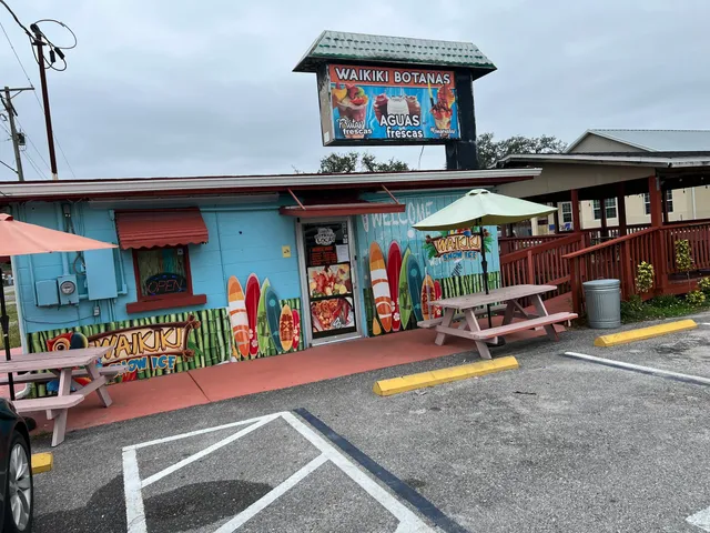 WAIKIKI BOTANAS