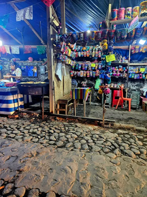 Antojitos Doña Chela