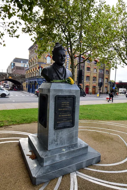 Lambeth Basaveshwara Statue