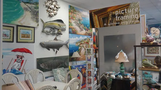 Lorne's Gallery And Framing