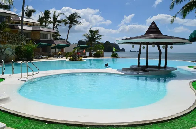 Caluwayan Palm Island Resort & Restaurant