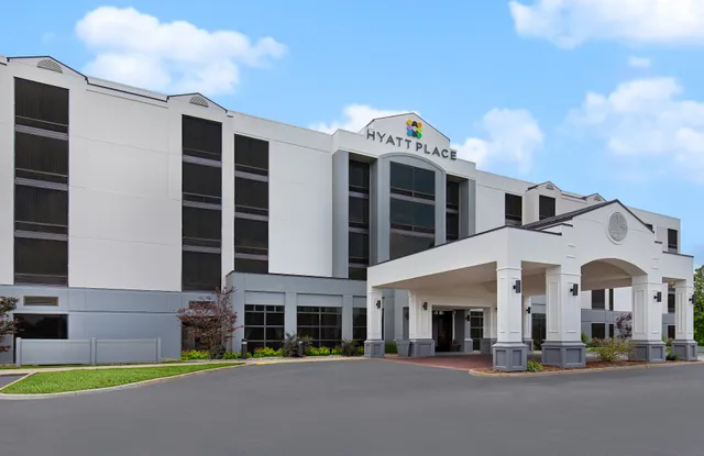 Hyatt Place Louisville-East