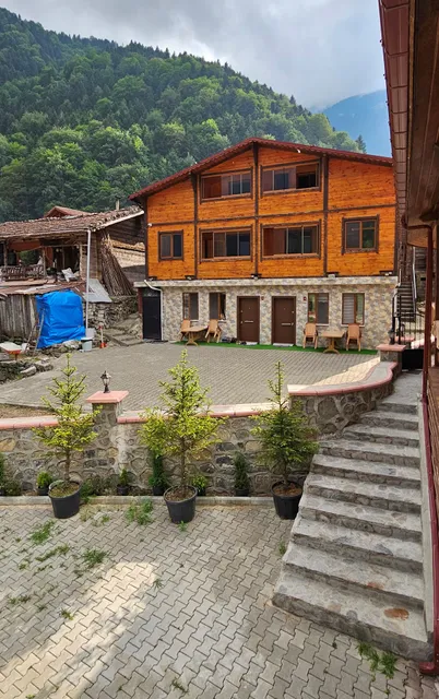 Uzungöl Sakin Pansiyon