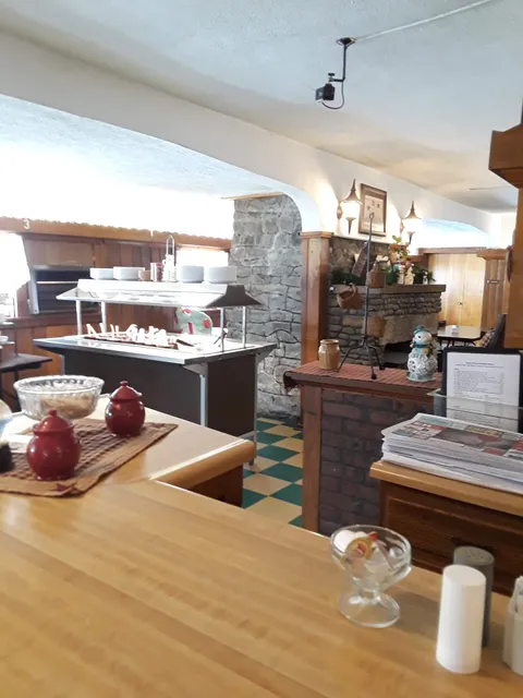 Happy Hollow Restaurant