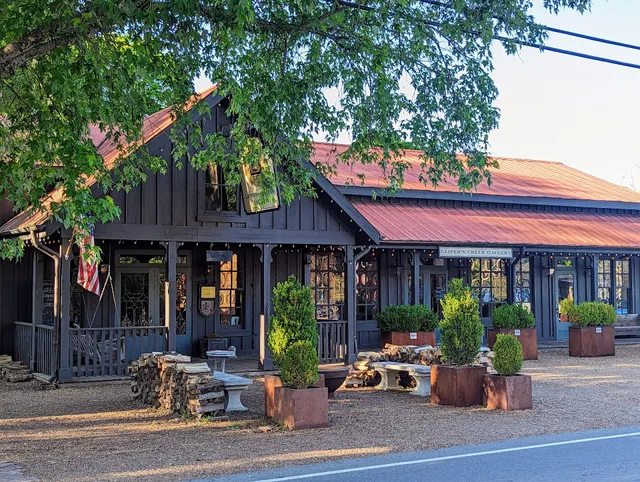 Leiper's Creek Gallery