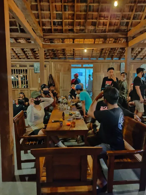 Warung Sotokopi LOR BALE ( pagi Soto, malam Kopi)꧋ꦱꦺꦴꦠꦺꦴꦏꦺꦴꦥꦶꦭꦺꦴꦂꦧꦭꦺ